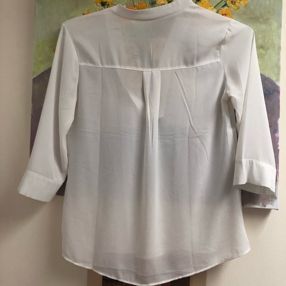 shirt white , wore twice times ,good condition - Picture 3 of 4